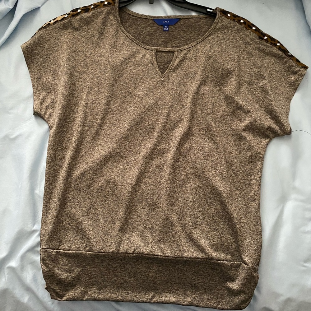 Medium casual shirt